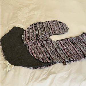 EUC Leachco snoogle maternity pillow case!